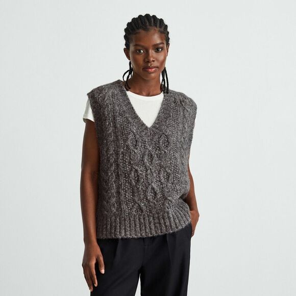 Everlane Sweaters - Everlane Alpaca Wool Blend Cloud Sleeveless‎ V-Neck Cable-Knit Sweater Vest XS